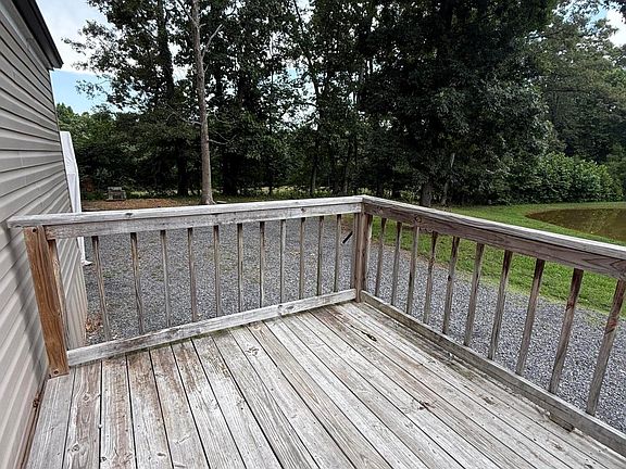 5th image of 13 Wells Ln