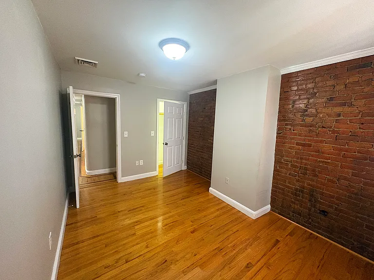 66 Beacon St #2A — Photo 6