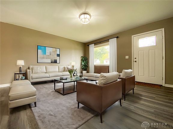 2nd image of 703 Cliffside Dr