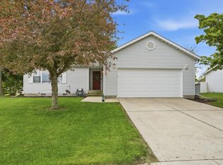 1666 Southview Dr, Lowell, IN 46356