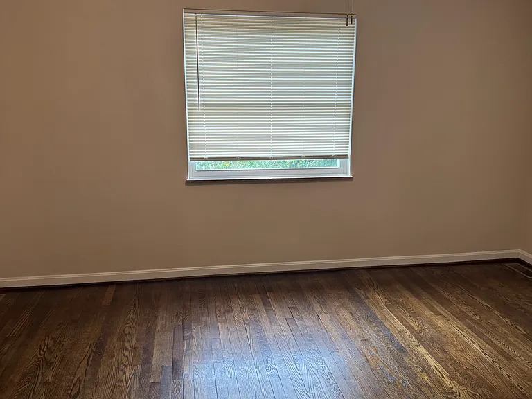 3065 Glenmore Ave #1 — Photo 8