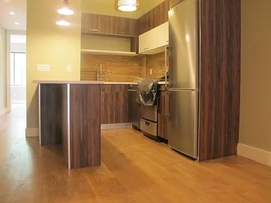 Rented by P Management | media 25