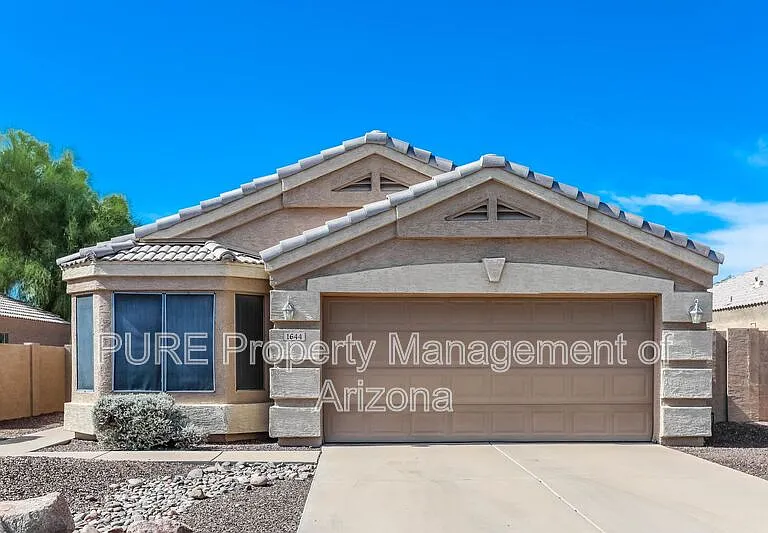 1644 W Geronimo St — Photo 1