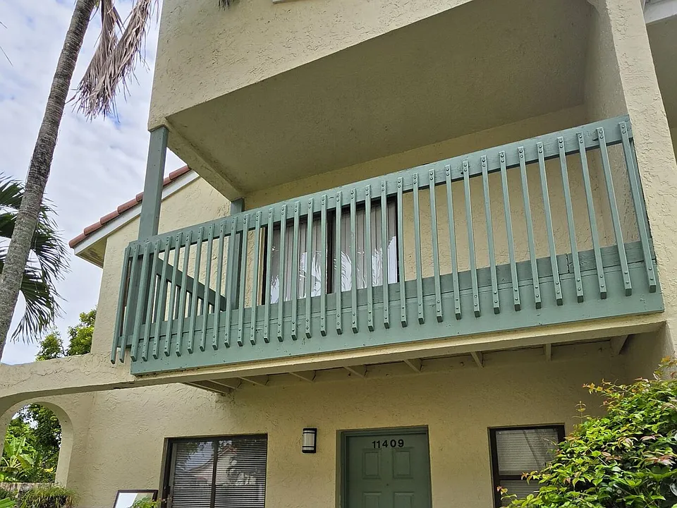 11409 Royal Palm Blvd #11409