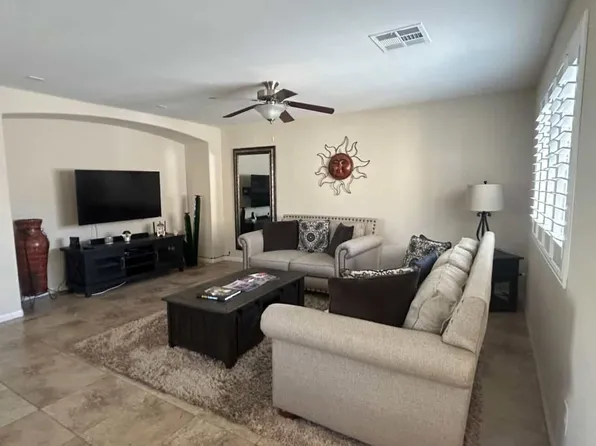 2794 Chetco River St, Laughlin, NV 89029