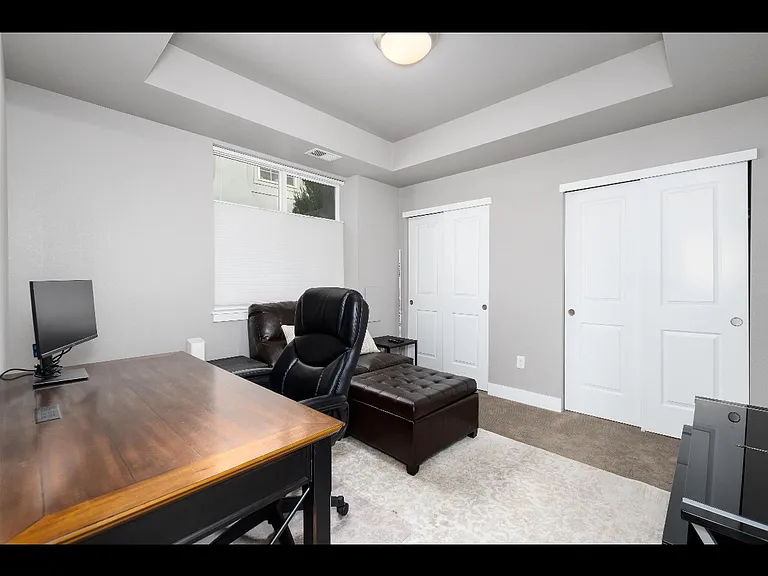 1733 Grove St #4 — Photo 30