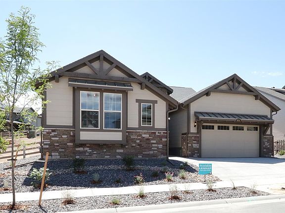 2nd image of 8252 Arapahoe Peak St