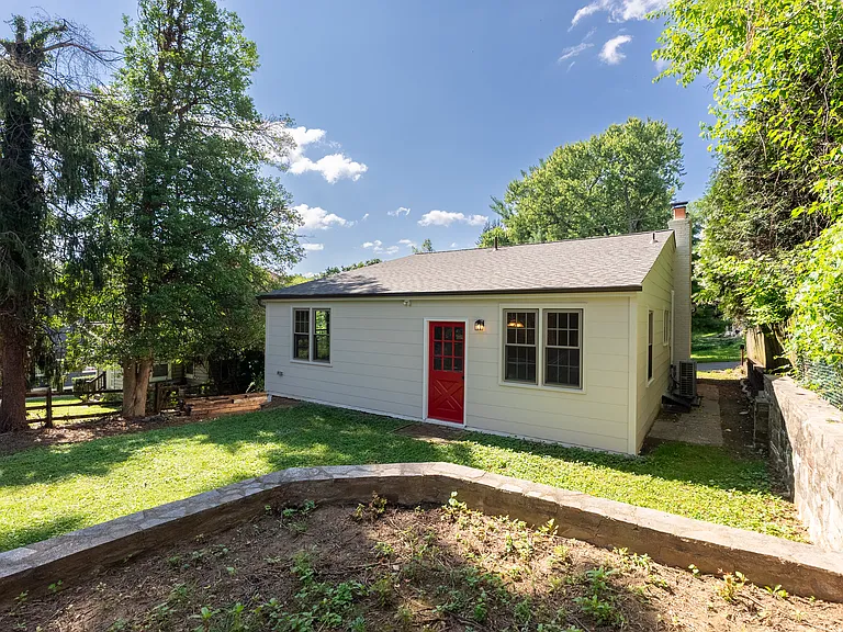 1708 Willow Ave — Photo 39