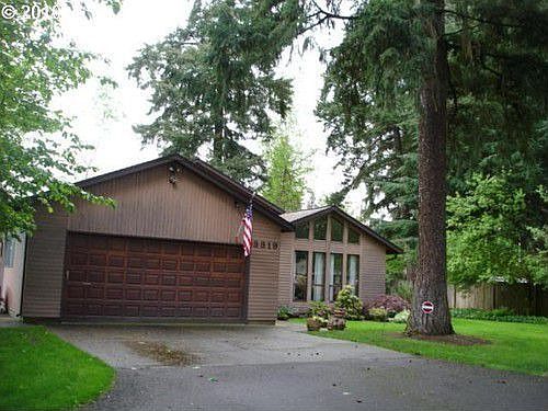 2nd image of 3319 NE 124th Ave