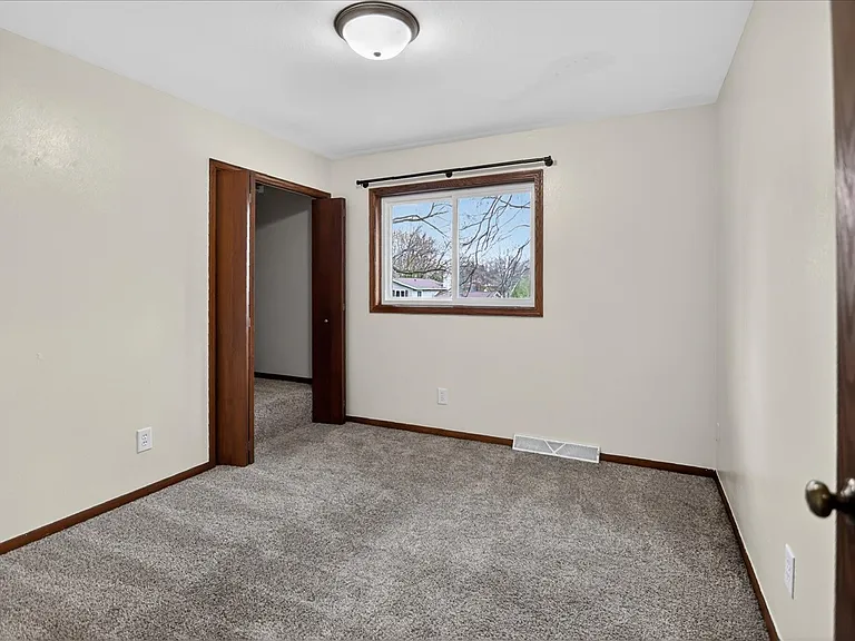 1014 N Westfield Rd — Photo 31