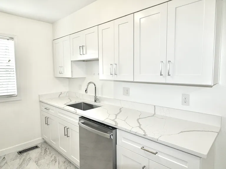 8501 Buckeye Ct — Photo 19