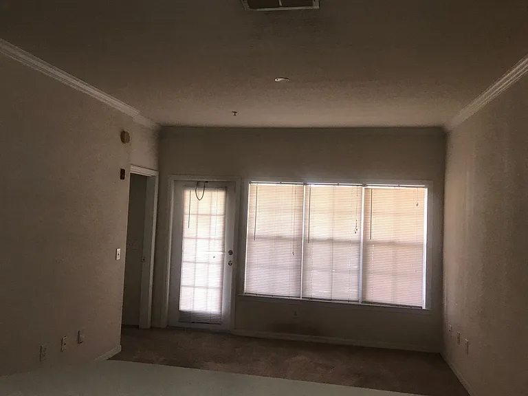 3751 Conroy Rd — Photo 2