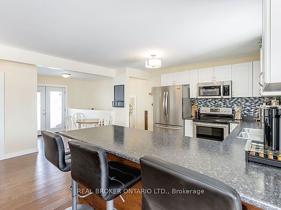 5th image of 12 Owen Rd