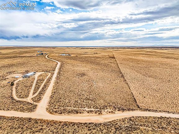 3rd image of 21455 Sagebrush Ln