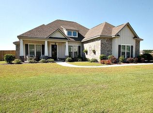 11140 Warrenton Rd, Daphne, AL 36526