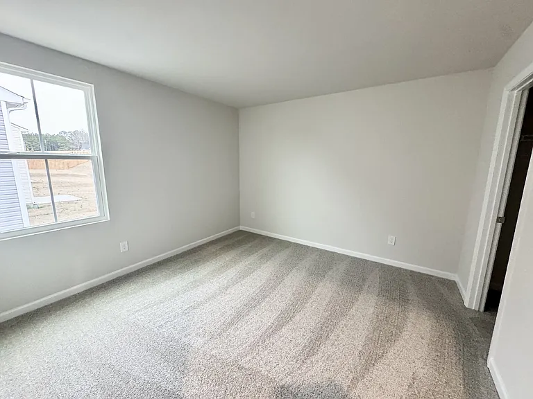 637 Coopers Mill Dr — Photo 16