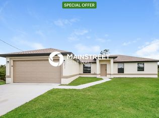 2815 57th St W, Lehigh Acres, FL 33971