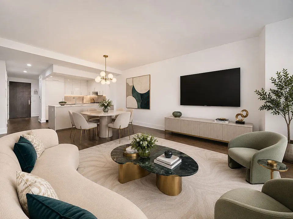 50 Riverside Blvd #15H