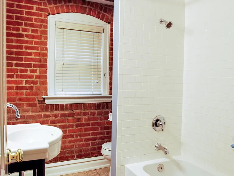 2449 Overlook Rd #7 — Photo 13