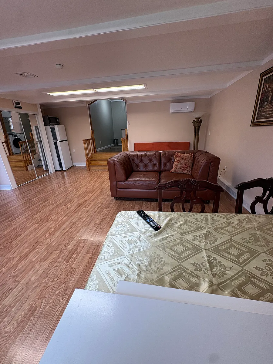 Building Photo - 6678 Sale Ave #ADU