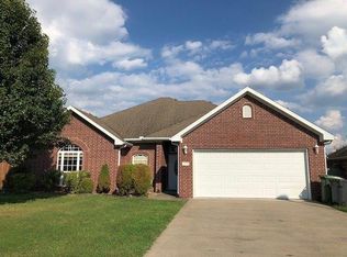 1203 N 22nd Pl, Rogers, AR 72756