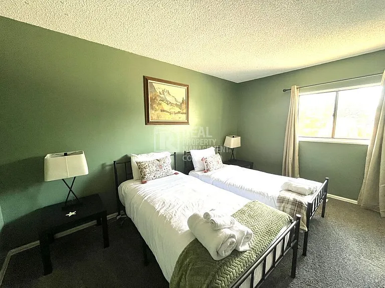 5180 Victory Rd — Photo 15