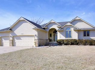 1621 S Lantern Lane Ct, Andover, KS 67002