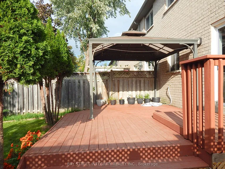 2087 Golden Orchard Trl — Photo 33