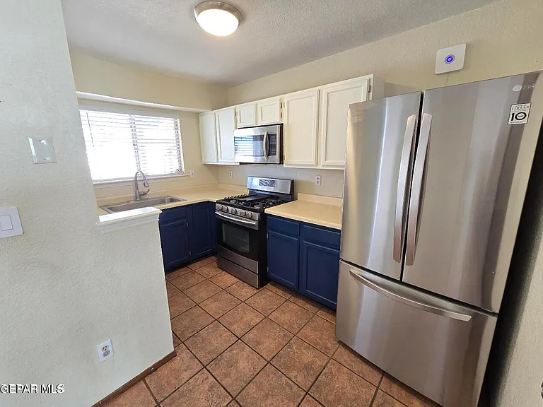 11725 Fred Perry Dr — Photo 7