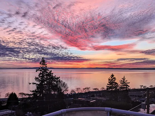 14937 Blackwood Ln, White Rock, BC V4B 2A8