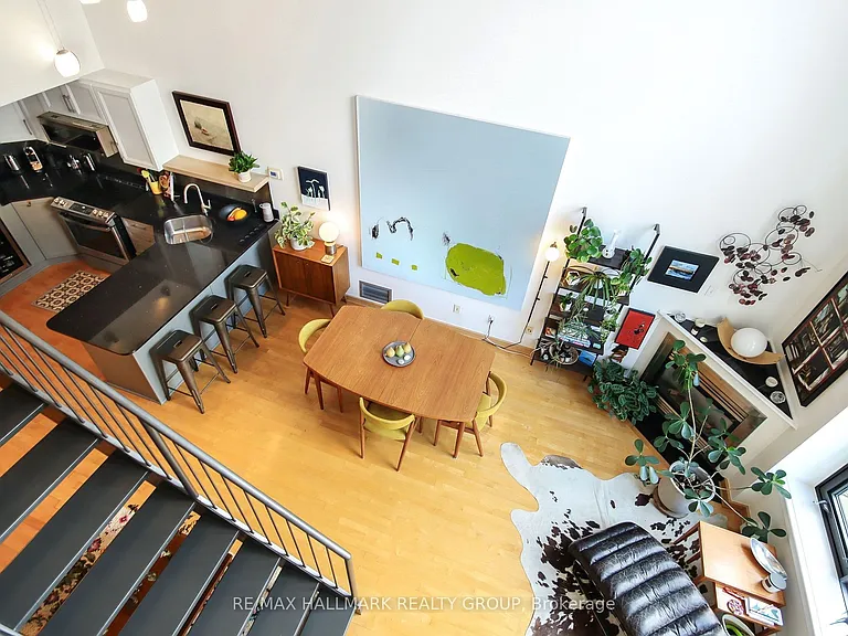 29 Main St #203 — Photo 21