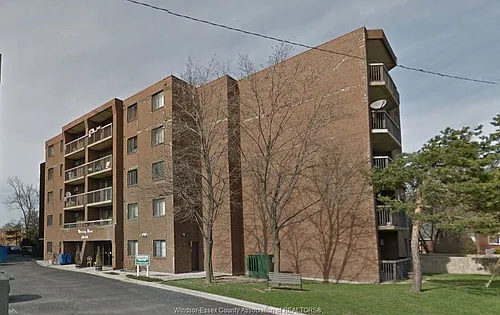 3950 Wyandotte St E #306 Photo 1 3950 Wyandotte St E #306 Photo 1