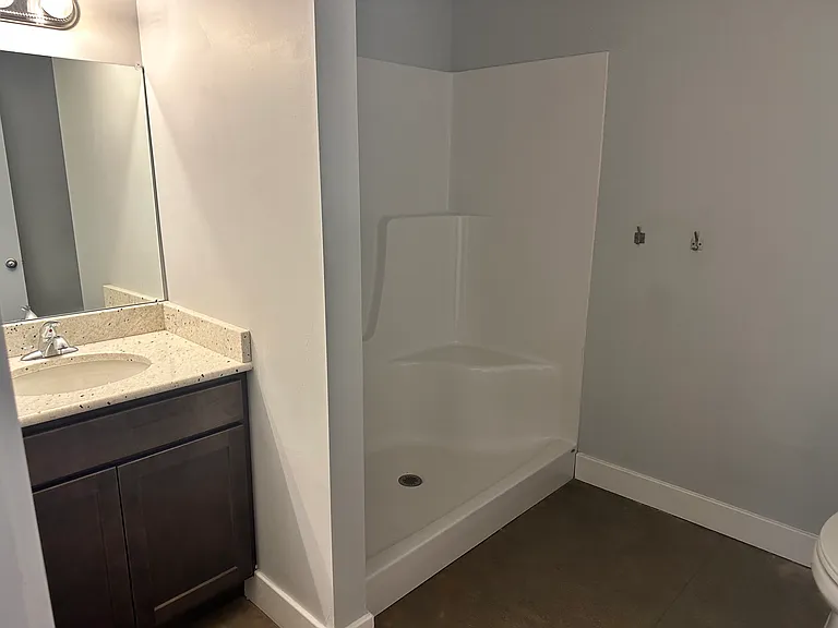 2218 E Meadow Hill St — Photo 5