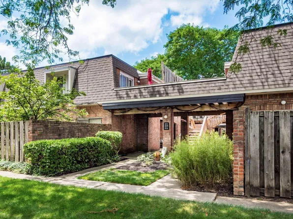 1519 Lafayette Dr APT B, Upper Arlington, OH 43220