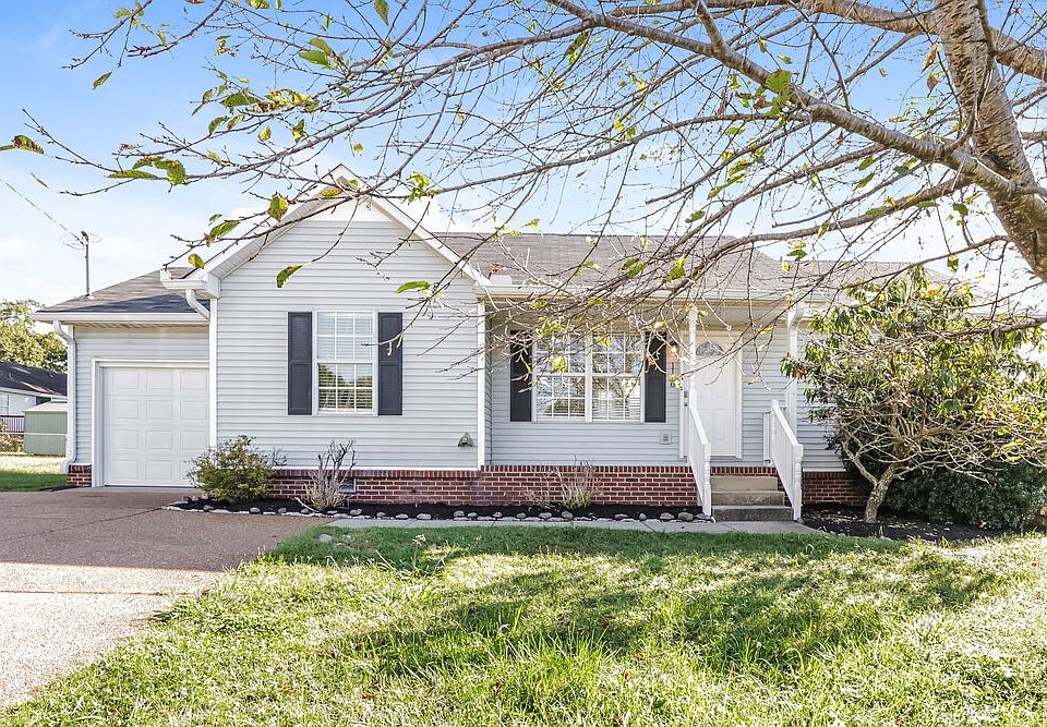 1st image of 1106 Lillian Ct
