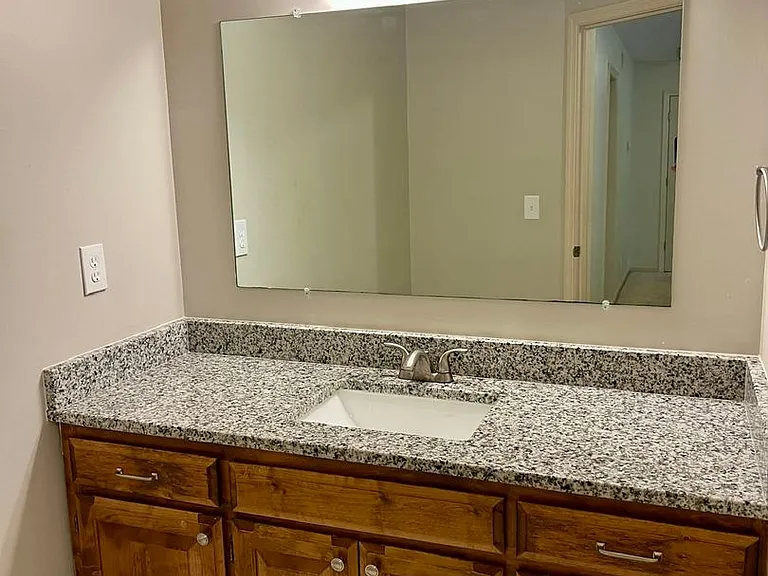 1302 Honeywood Pl — Photo 22