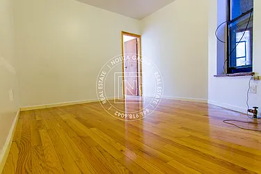 Rented by Nolita Group