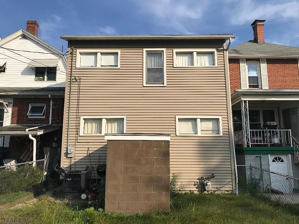 2nd image of 512 Crawford Ave