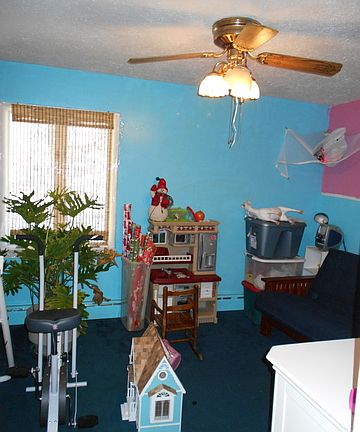 5th image of 80 N Mary St