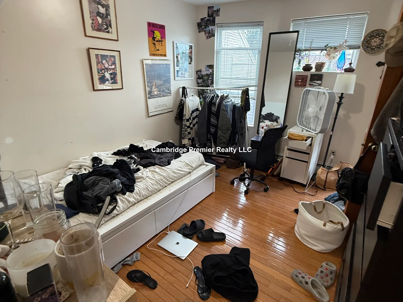 3 bed, 1250 sqft, $4,495 — Photo 4