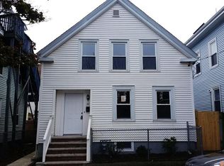 32 Howard St, Lynn, MA 01902