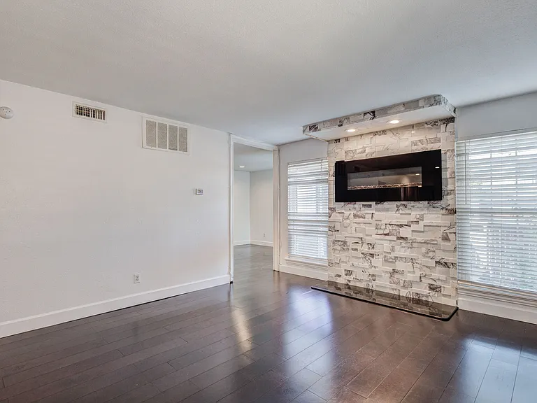1714 Place One Ln — Photo 7