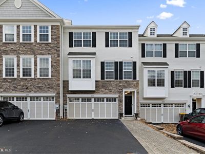 30139 Hickory Ln, Langhorne, PA, 19047