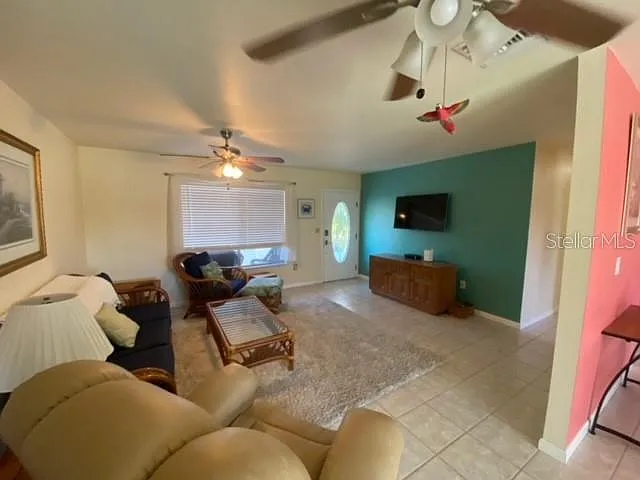 18058 Avonsdale Cir — Photo 23
