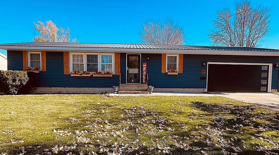139 Maple Dr, Mediapolis, IA 52637 Zillow