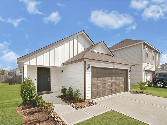 2nd image of 1329 Mount Blanc Path