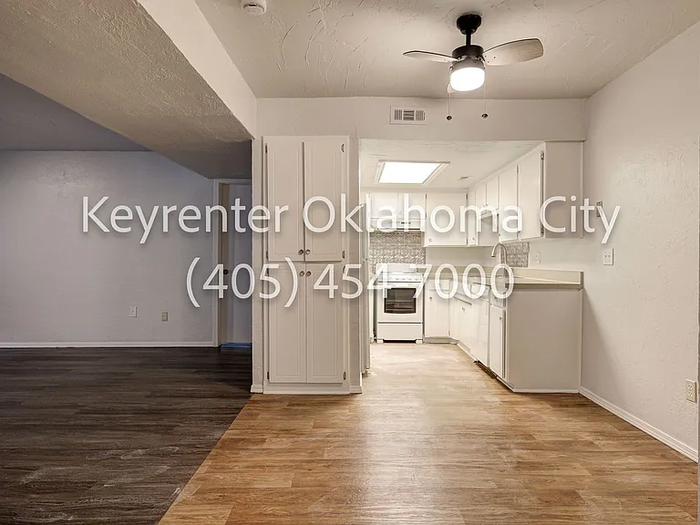 6550 N Meridian Ave Townhouse — Photo 5