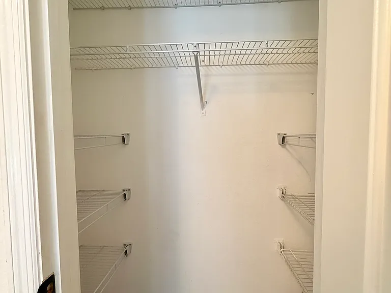 Closet in room 4