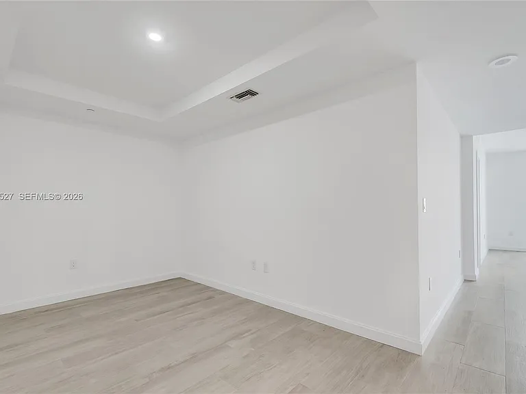 45 SW 9th St #2105 — Photo 13