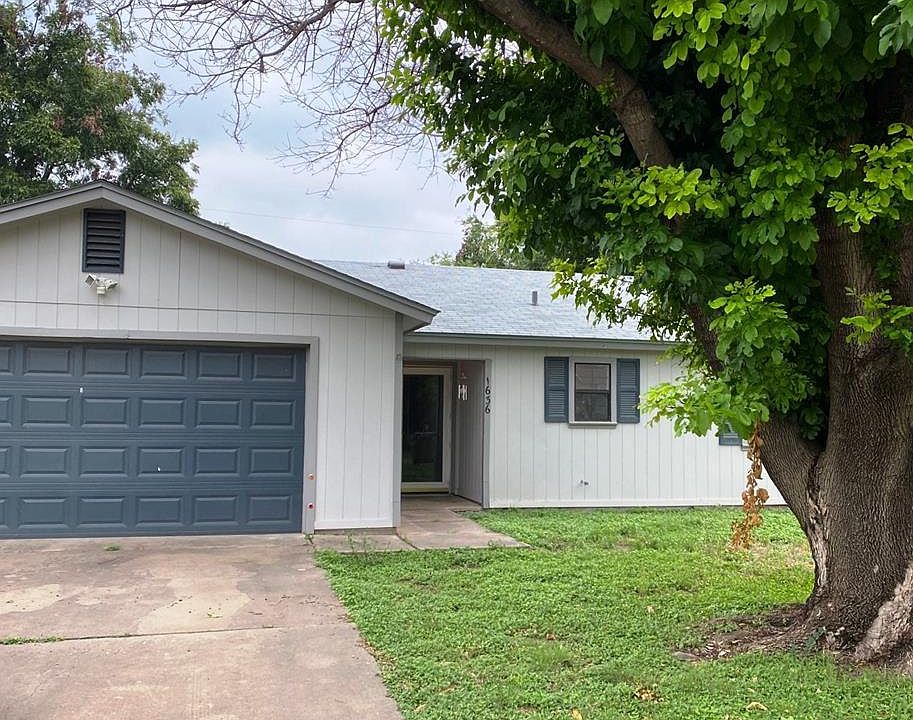 1st image of 1636 Linda Lee Dr